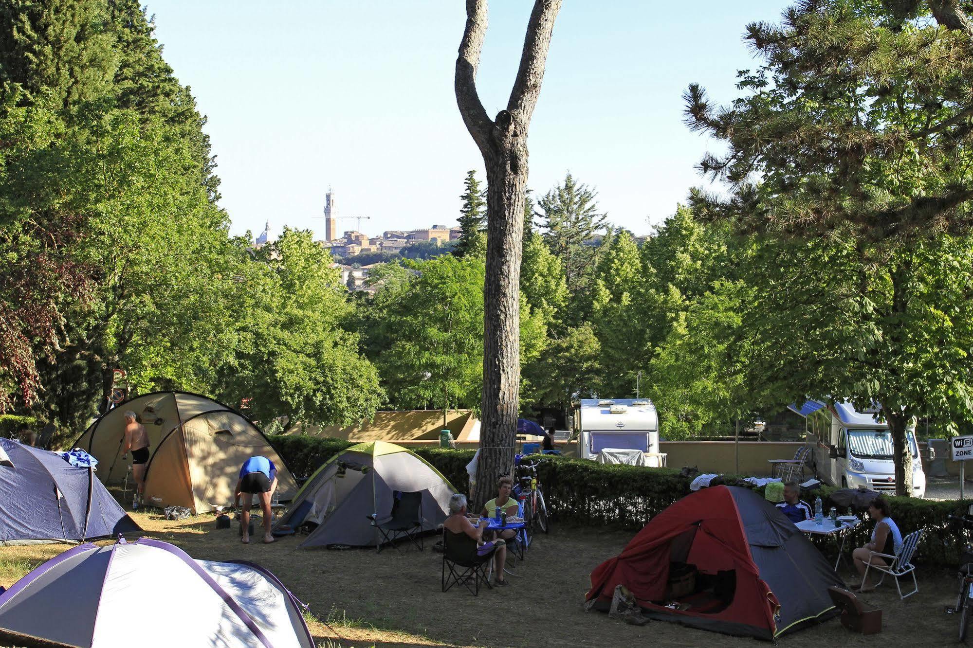 Camping Siena Colleverde Exteriér fotografie